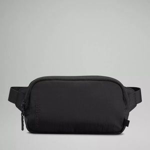 Lululemon mini beltbag